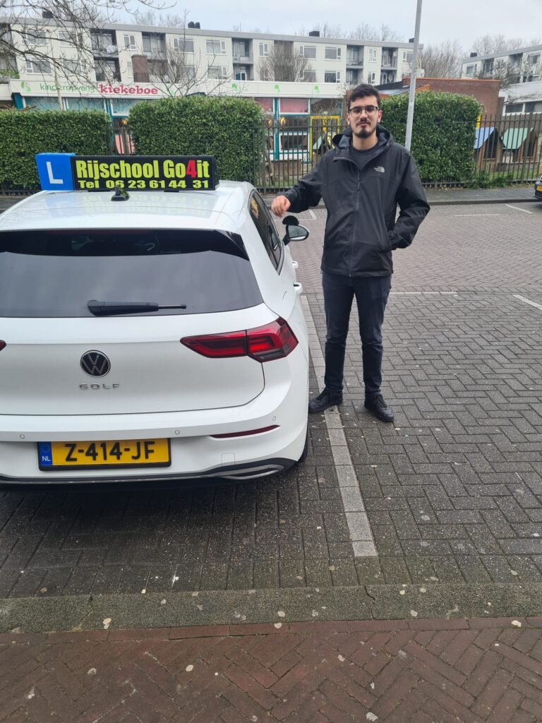 rijschool-go4it-rotterdam-photo-4-1