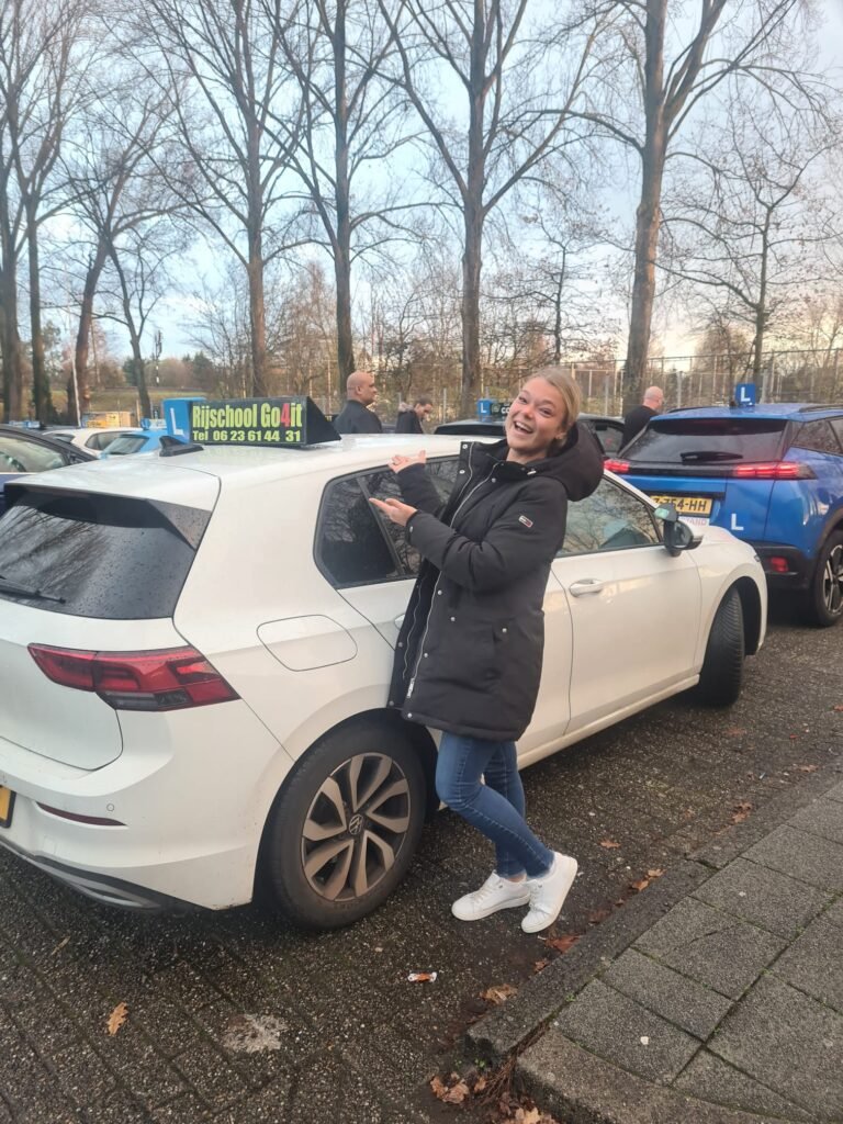 rijschool-go4it-rotterdam-photo-5-1